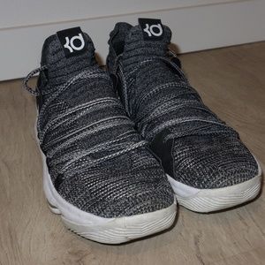 KD 10 Black and Grey Shoes
